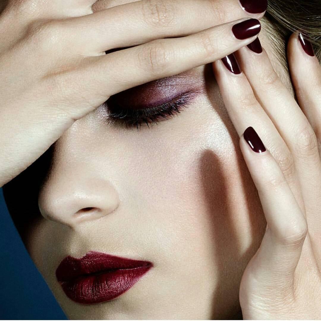 Luce el color de moda en tus manos!!! Y …